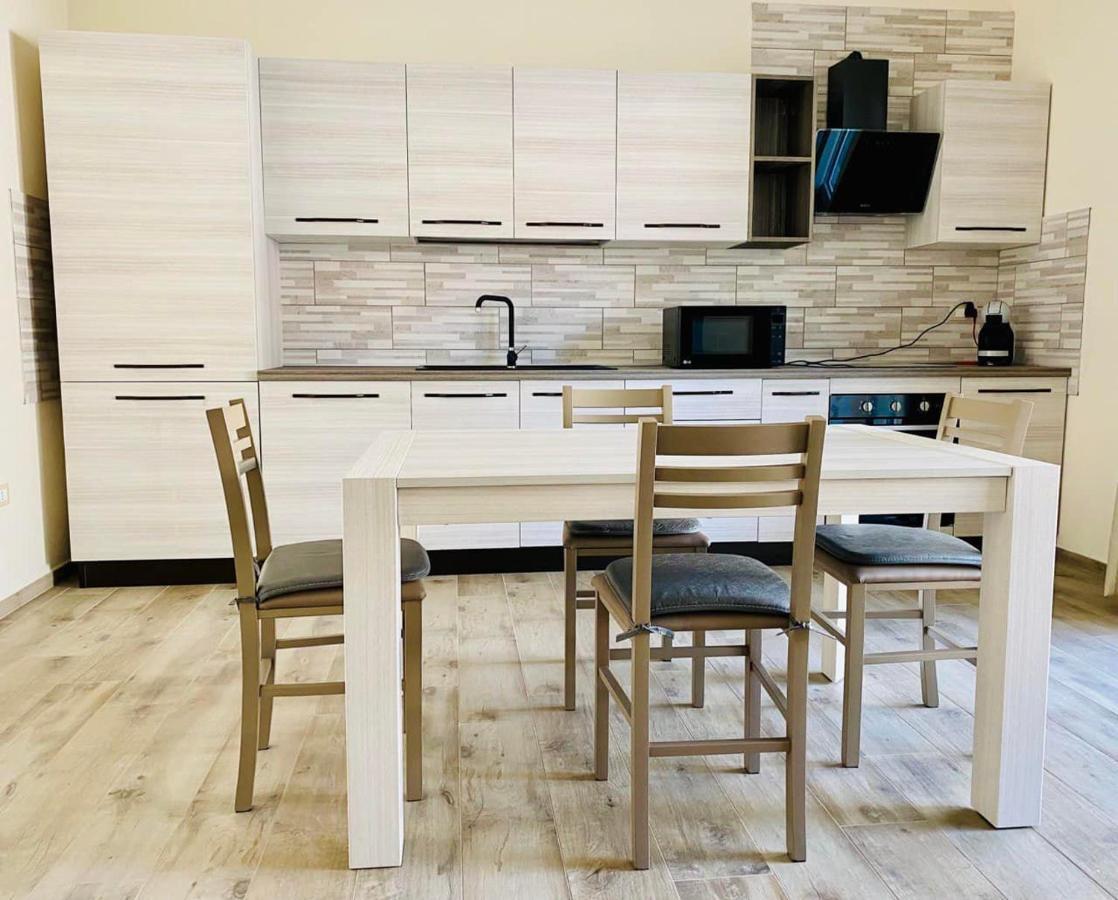 Appartamento Nuova Residenza dei 7 Pini a pochi passi dal mare Porto Pino Esterno foto