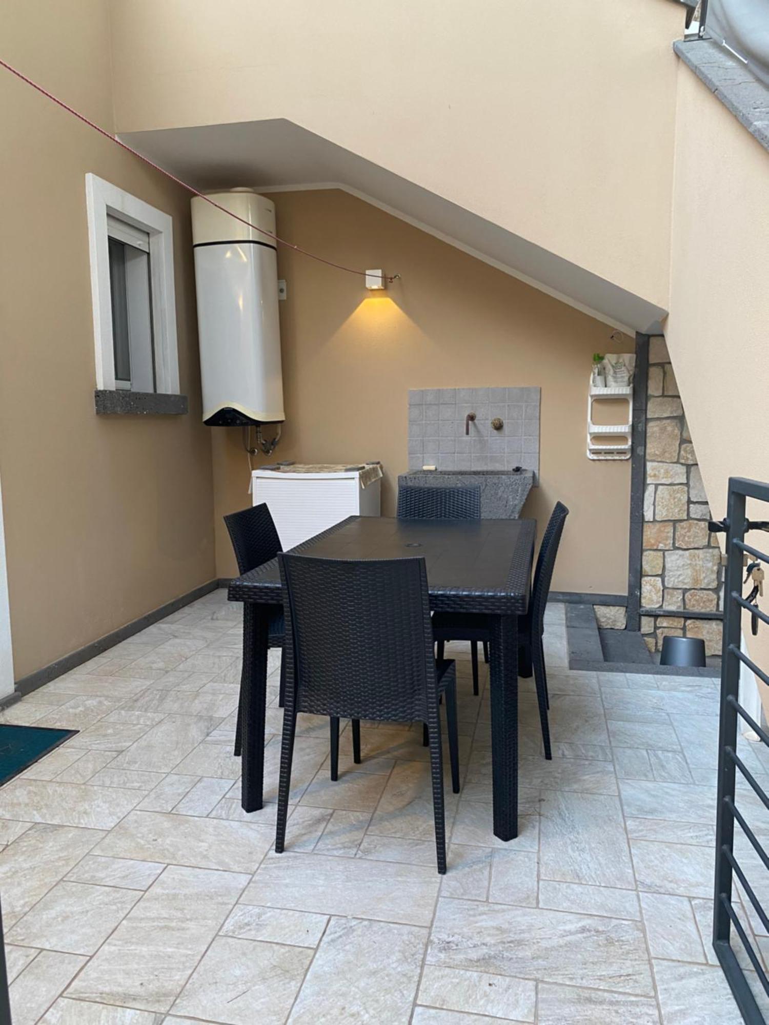 Appartamento Nuova Residenza dei 7 Pini a pochi passi dal mare Porto Pino Esterno foto